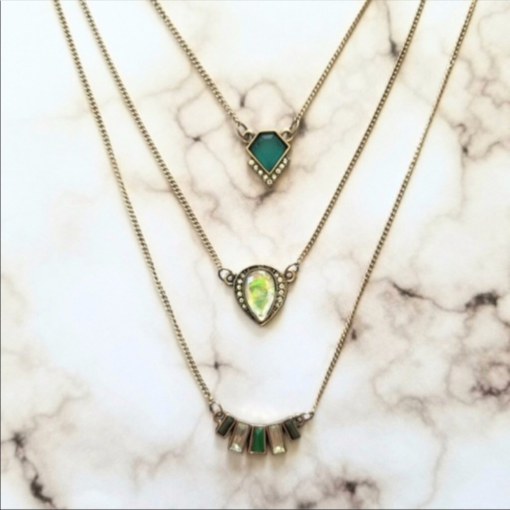 🎉HP 8/28🎉Set of 3 Crystal Layering Necklaces - Picture 2 of 7